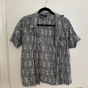 Patagonia Organic Cotton Women’s Short Sleeve Button Down